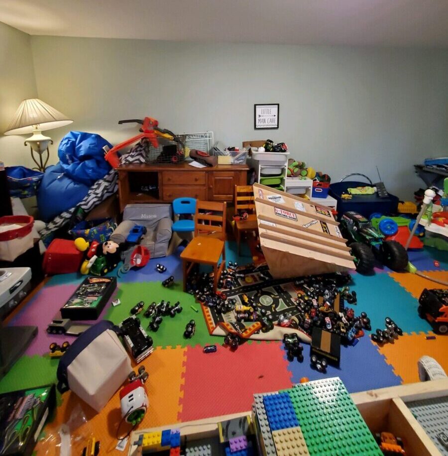 Cut the Clutter RVA team